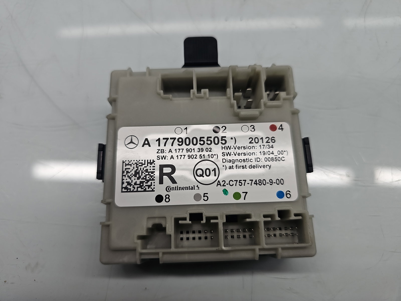 Modul confort Mercedes Clasa A (W177) [Fabr 2019-2024] A1779005505 - imagine 1