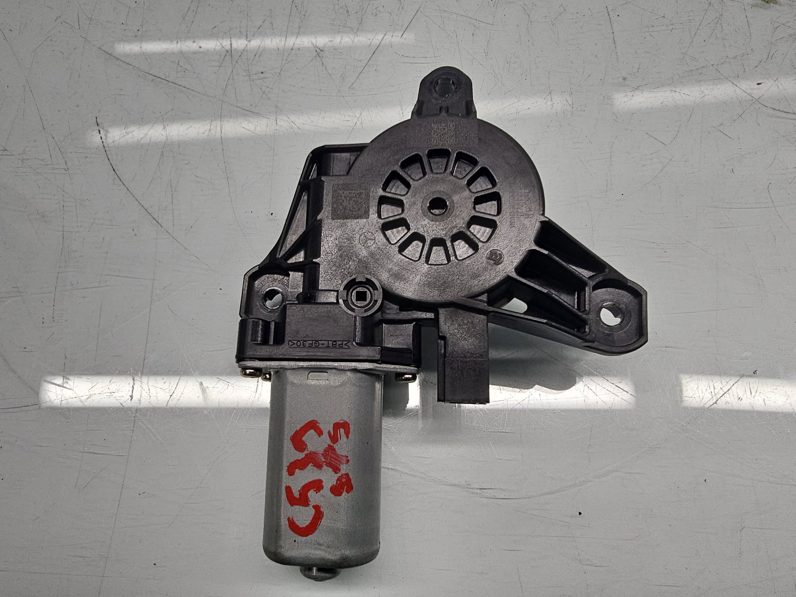 Motoras geam stanga spate Mercedes Clasa A (W177) [Fabr 2019-2024] Berlina AMG A0009060808 - imagine 4