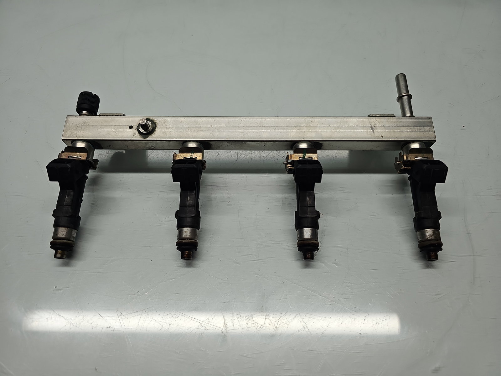 Rampa injectoare Opel Corsa E [Fabr 2014-prezent] OEM 1.4 Benz B14XEL 66KW / 90CP - imagine 1