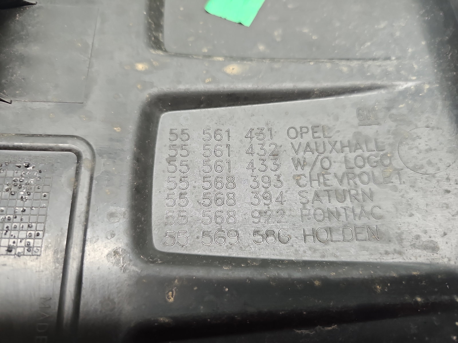 Capac motor Opel Corsa E [Fabr 2014-prezent] 55561431 1.4 Benz B14XEL 66KW / 90CP - imagine 3