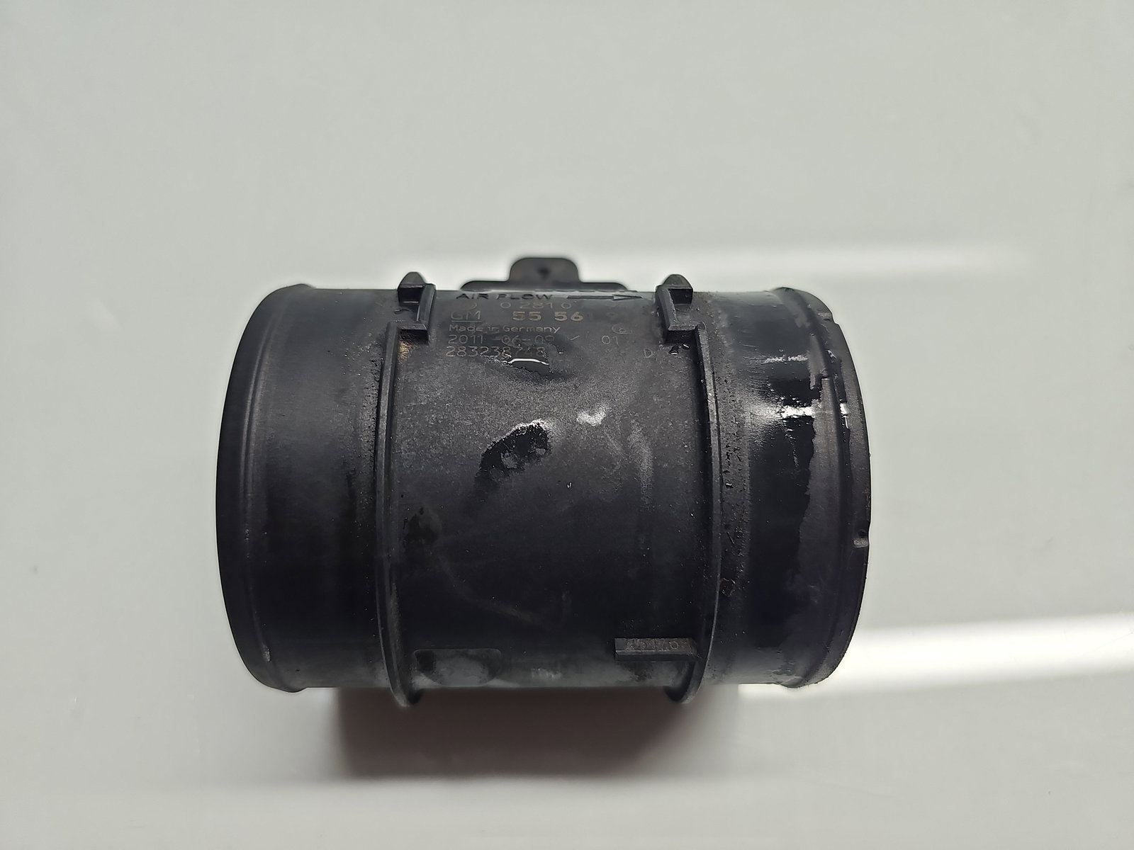 Debitmetru aer Opel Astra J [Fabr 2009-2015] 55561912 1.7 CDTI A17DTR 92KW / 125CP - imagine 1