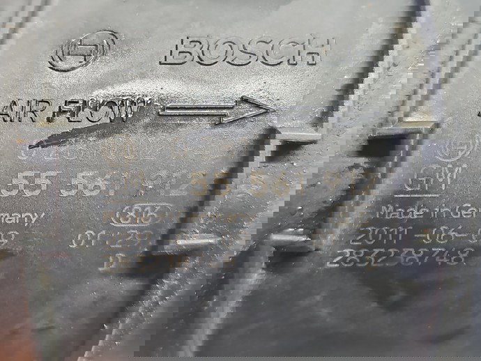 Debitmetru aer Opel Astra J [Fabr 2009-2015] 55561912 1.7 CDTI A17DTR 92KW / 125CP