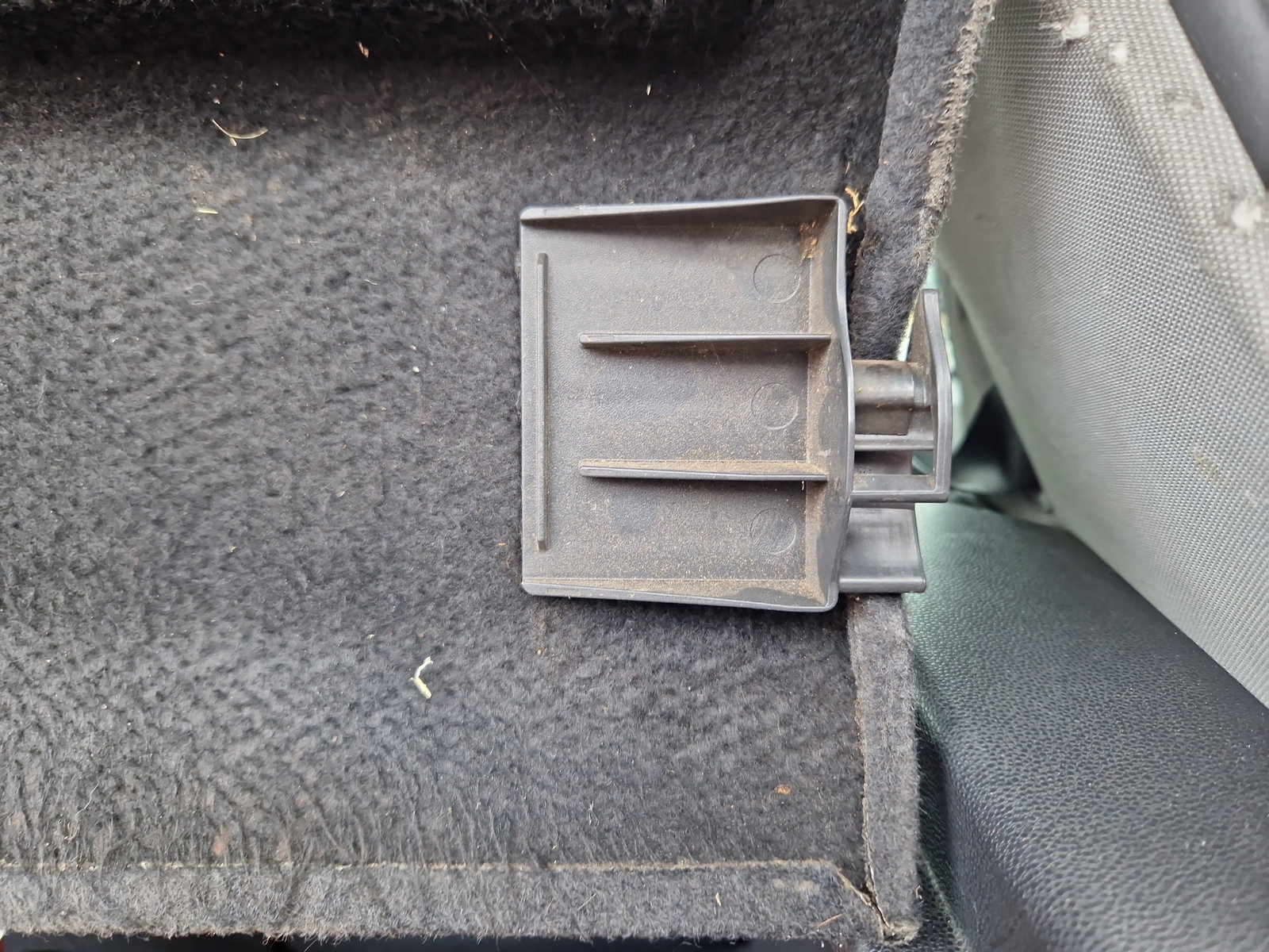 Polita portbagaj Opel Astra H [Fabr 2004-2009] - imagine 2