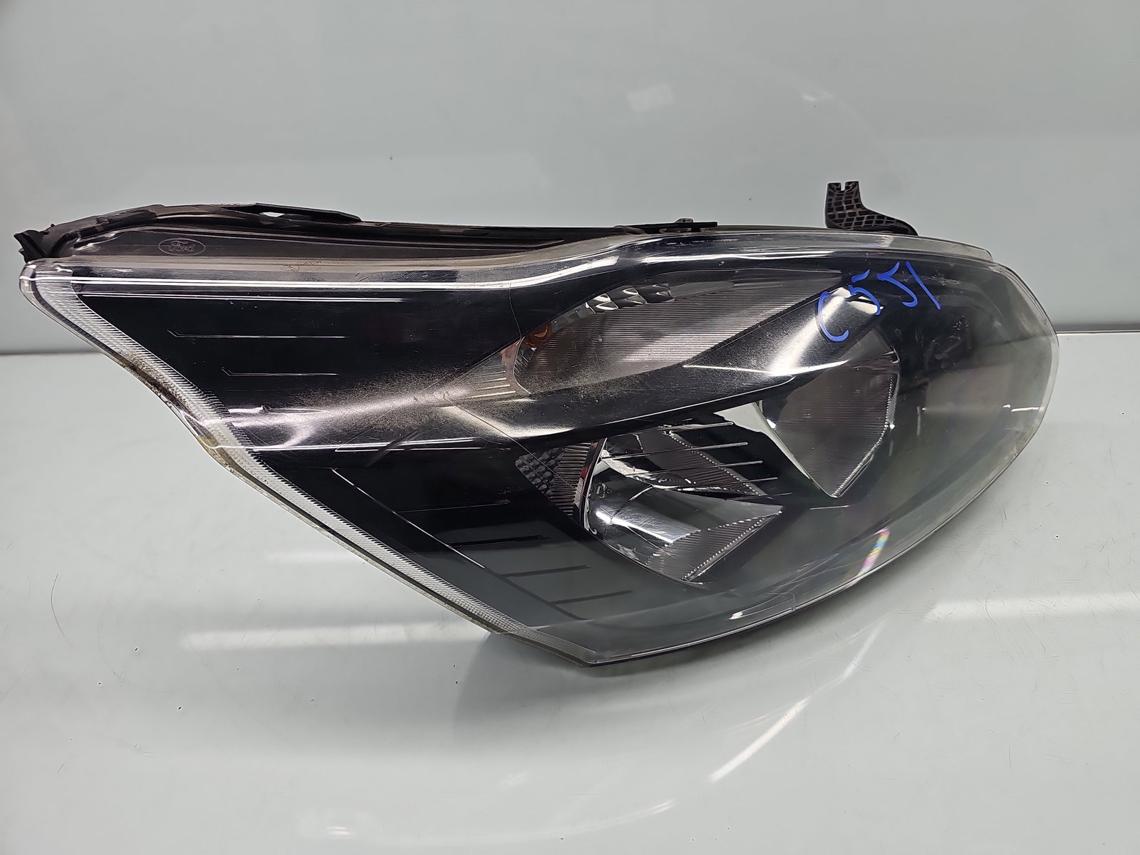 Far dreapta Ford Transit Custom (TTF) [Fabr 2012-2016] BK21-13W029-AJ - imagine 2