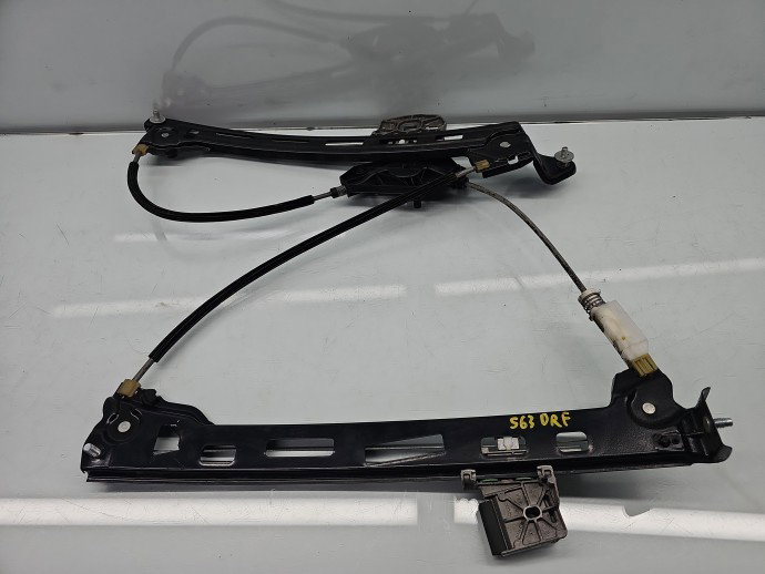 Macara electrica geam dreapta fata Volkswagen Passat CC (358) [Fabr 2012-2016] Coupe 3C8837462J