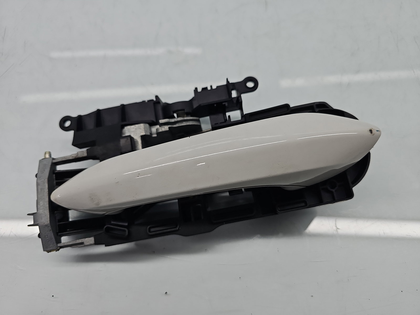 Maner usa dreapta spate Bmw 5 GT (F07) [Fabr 2011-2016] Hatchback 300 Alpinweiss III - imagine 5