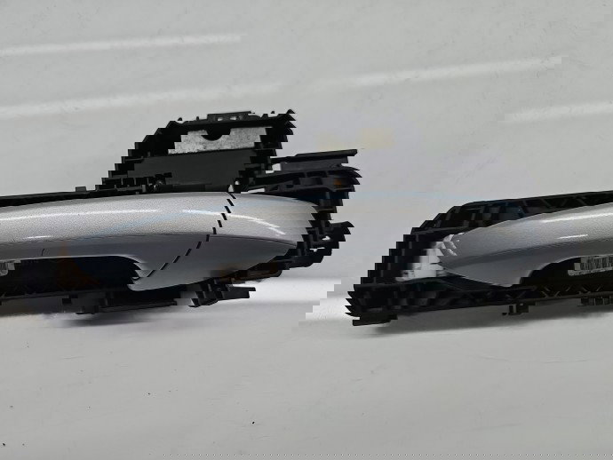 Maner usa dreapta spate Mercedes Clasa C (W204) [Fabr 2007-2014] Berlina Facelift, AMG 988U Argintiu Diamat