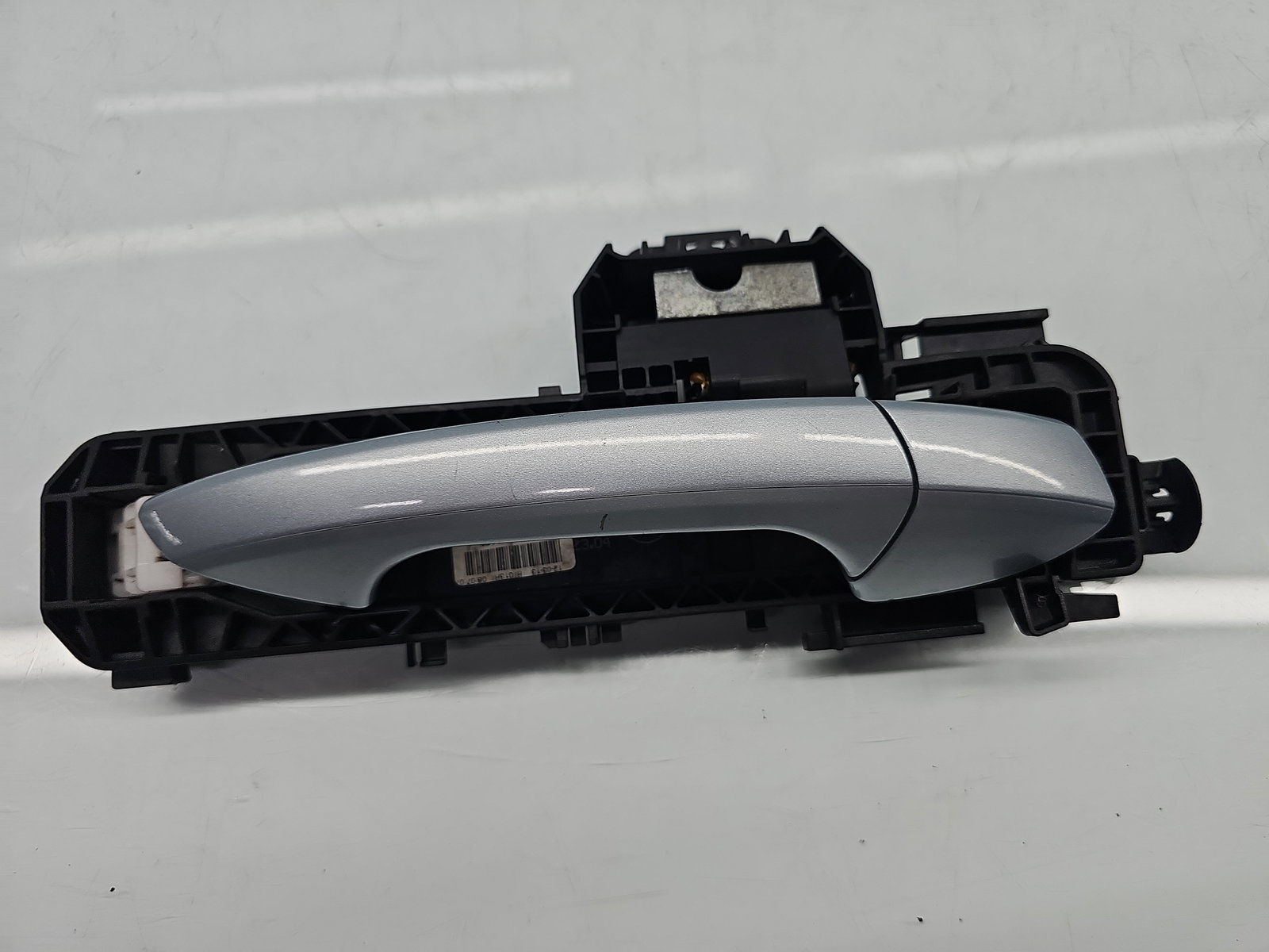 Maner usa dreapta spate Mercedes Clasa C (W204) [Fabr 2007-2014] Berlina Facelift, AMG 988U Argintiu Diamat - imagine 4