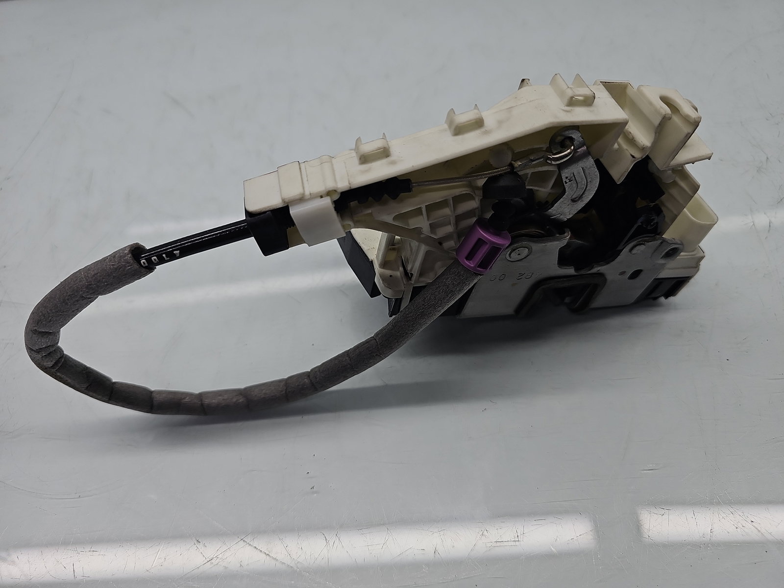 Broasca usa dreapta spate Mercedes Clasa C (W204) [Fabr 2007-2014] Berlina Facelift, AMG A0997300635 - imagine 2