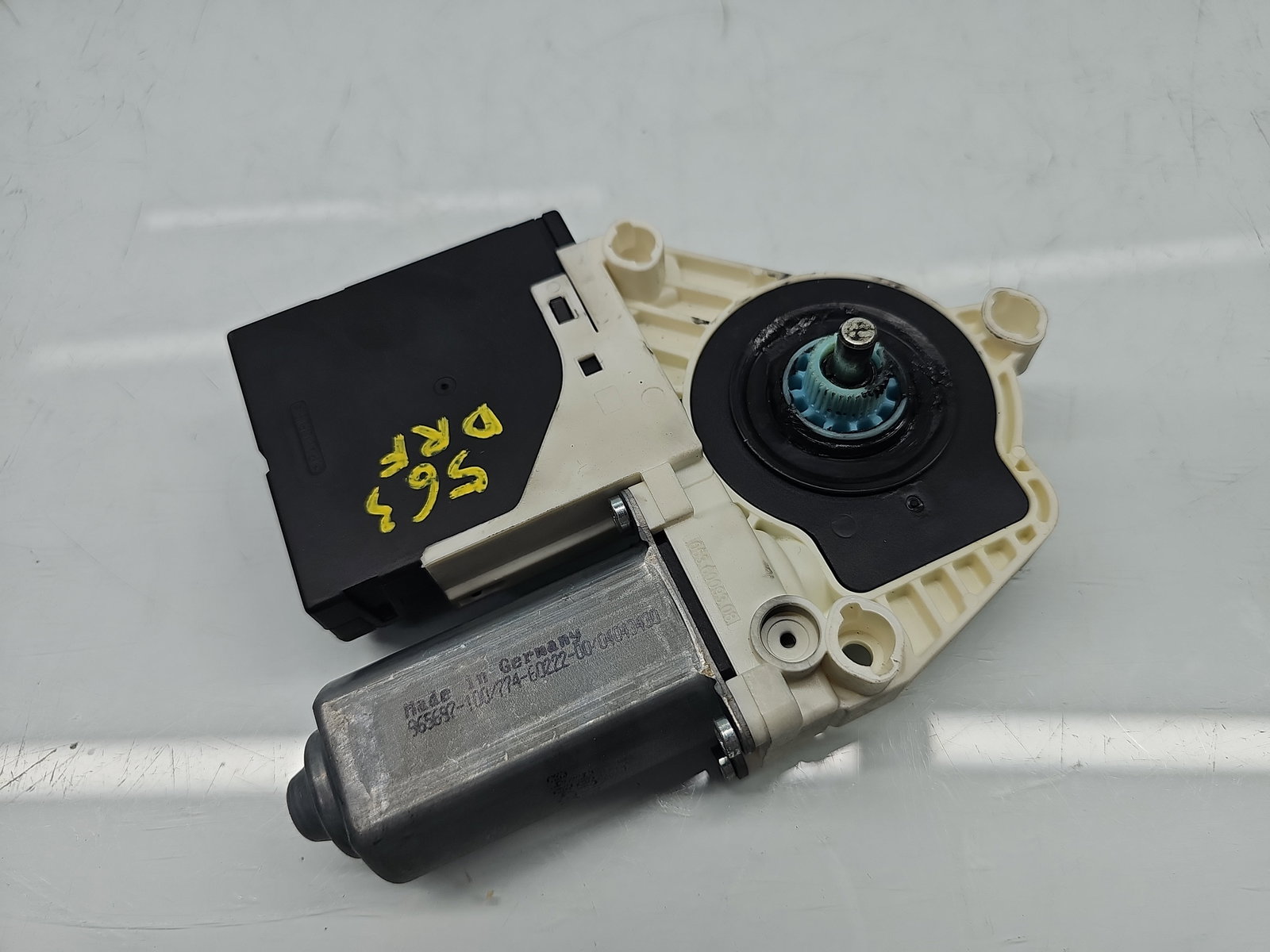 Motoras geam dreapta fata Volkswagen Passat CC (358) [Fabr 2012-2016] Coupe 3C8959701 - imagine 3