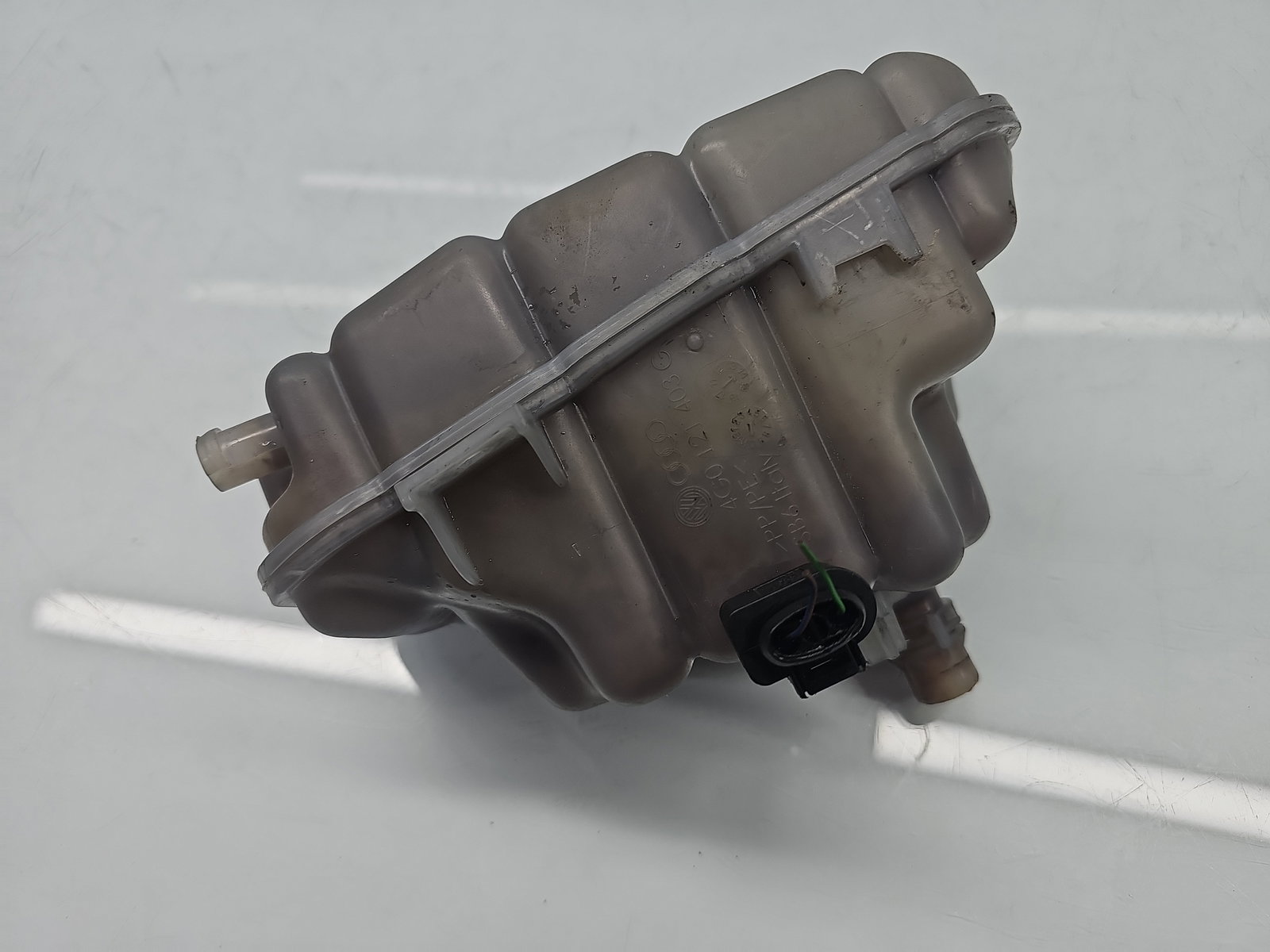 Vas expansiune AUDI A6 (4G2, C7) S-line [Fabr 2012-2017] 4G0121403G - imagine 2