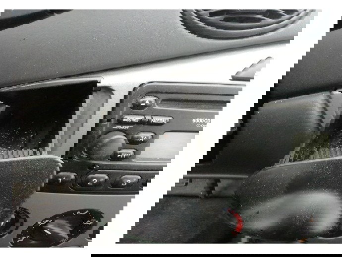 Sertar bord Ford Focus 1 1.6 benz OEM 1998-2005