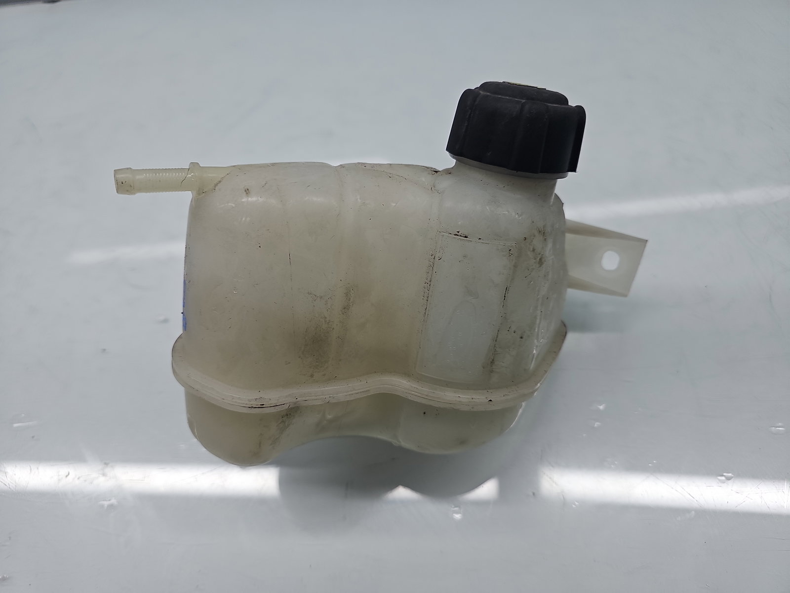 Vas expansiune Nissan X-Trail (T32) [Fabr 2013-prezent] OEM - imagine 2