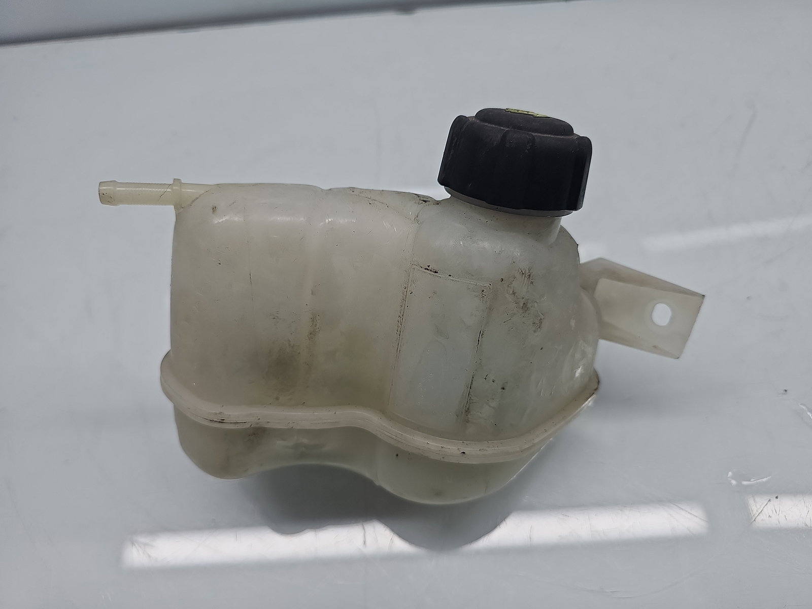 Vas expansiune Nissan X-Trail (T32) [Fabr 2013-prezent] OEM - imagine 5