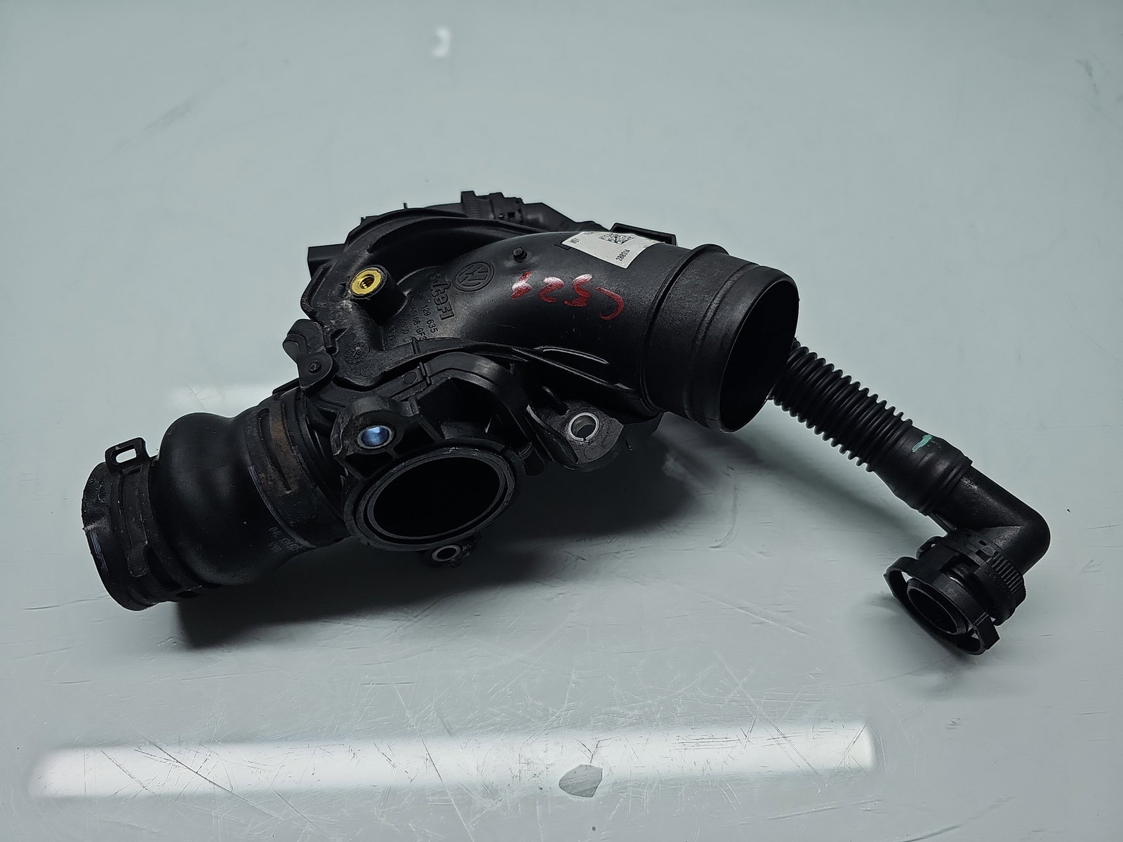 Tub galerie admisie AUDI A6 (4G2, C7) S-line [Fabr 2012-2017] 04L129635D 2.0 TDI CNHA 140KW / 190CP - imagine 1