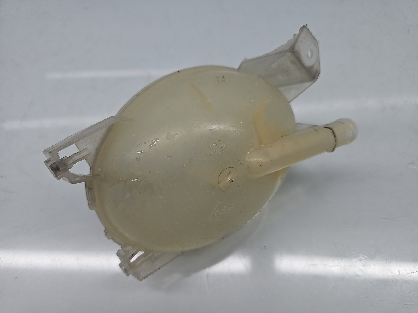 Vas expansiune Dacia Duster [Fabr 2010-2017] SUV Facelift 217107259R - imagine 3