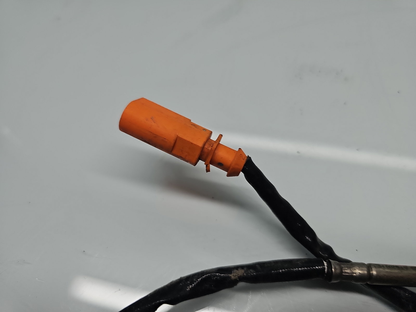 Senzor temperatura gaze AUDI A6 (4G2, C7) S-line [Fabr 2012-2017] 4G0906088L 2.0 TDI CNHA 140KW / 190CP - imagine 3