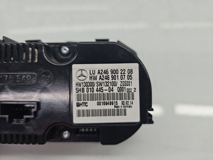 Panou comanda clima Mercedes Clasa B (W246) [Fabr 2011-2018] A2469002208