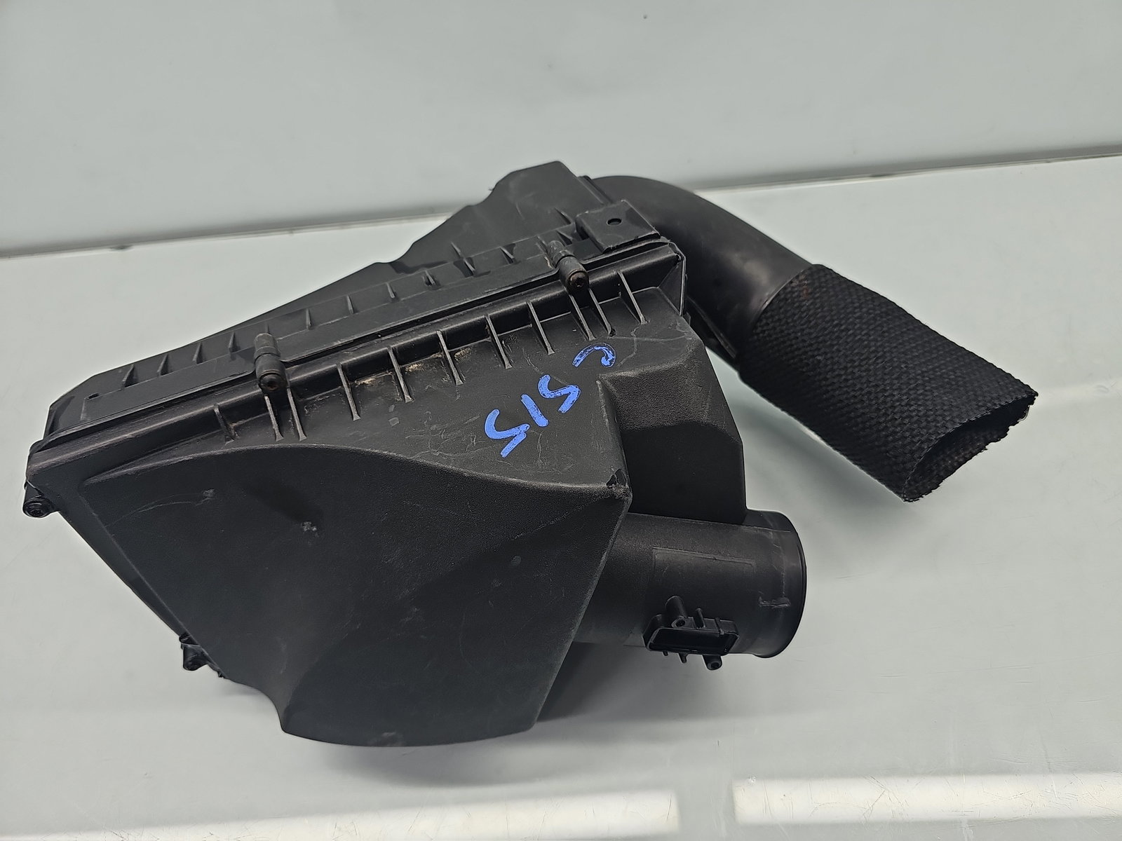 Carcasa filtru aer Jaguar XF (X250) [Fabr 2008-2015] Facelift OEM 2.2 QJBA 147KW / 200CP - imagine 2