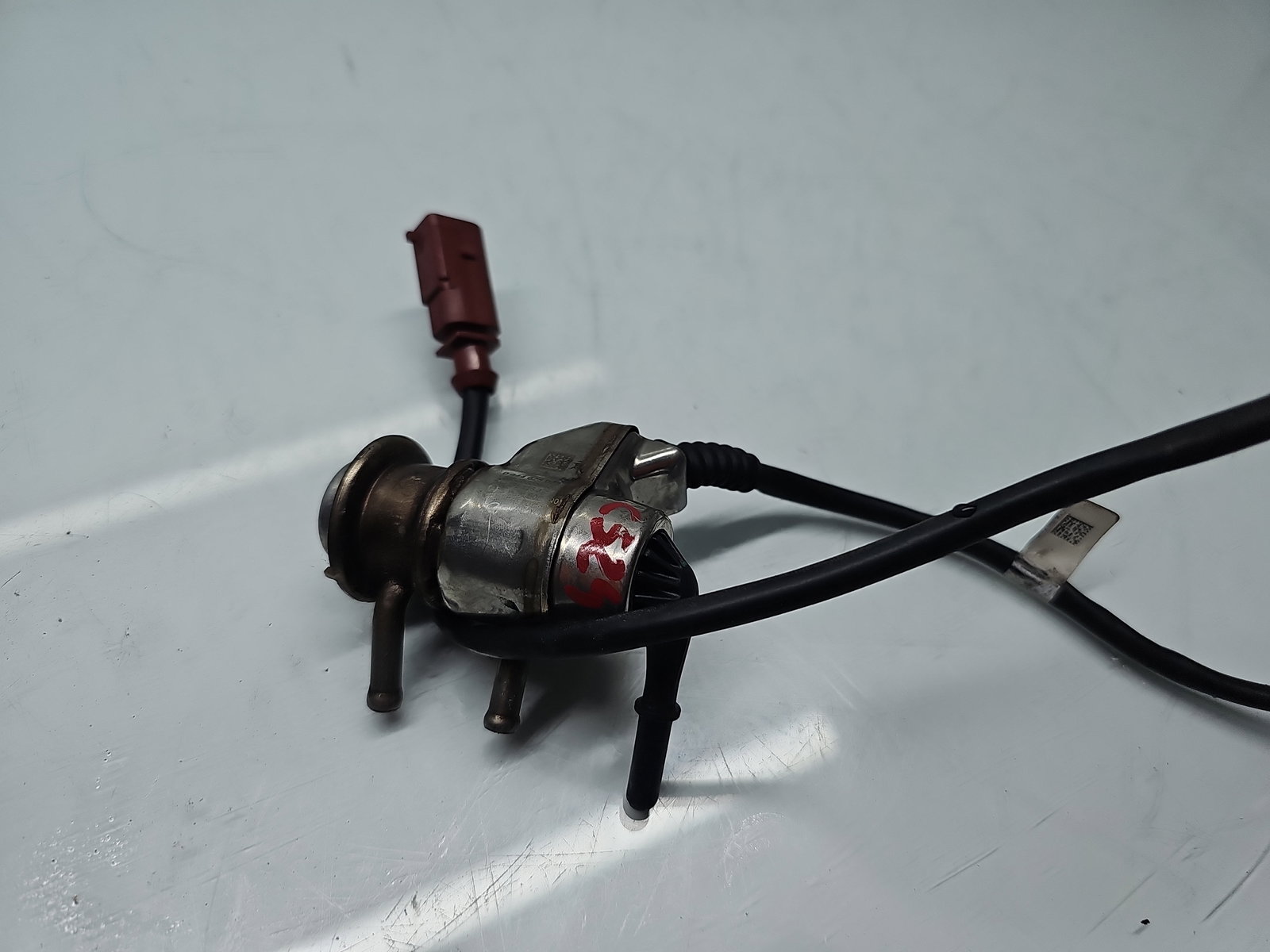 Injector Adblue AUDI A6 (4G2, C7) S-line [Fabr 2012-2017] 04L131113J 2.0 TDI CNHA 140KW / 190CP - imagine 1