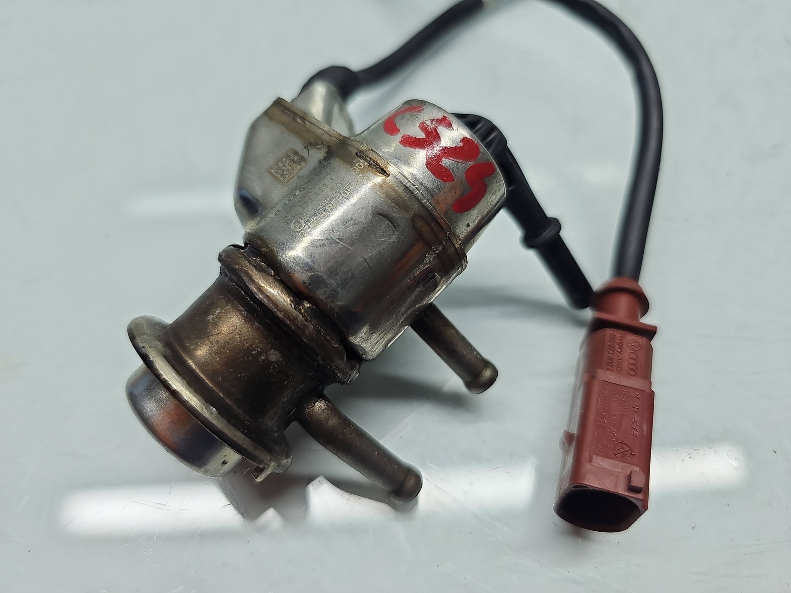 Injector Adblue AUDI A6 (4G2, C7) S-line [Fabr 2012-2017] 04L131113J 2.0 TDI CNHA 140KW / 190CP - imagine 3