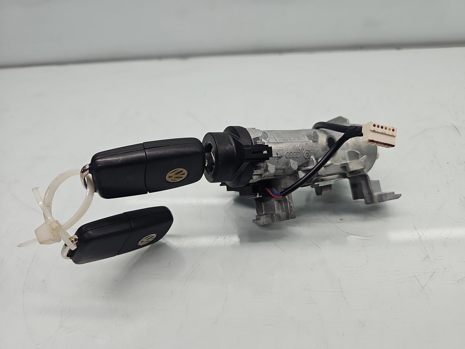 Contact cu cheie Volkswagen Golf 6 (5K1) [Fabr 2009-2013] 1K0905851B 2.0 TDI CFFB 103KW / 140CP - imagine 4