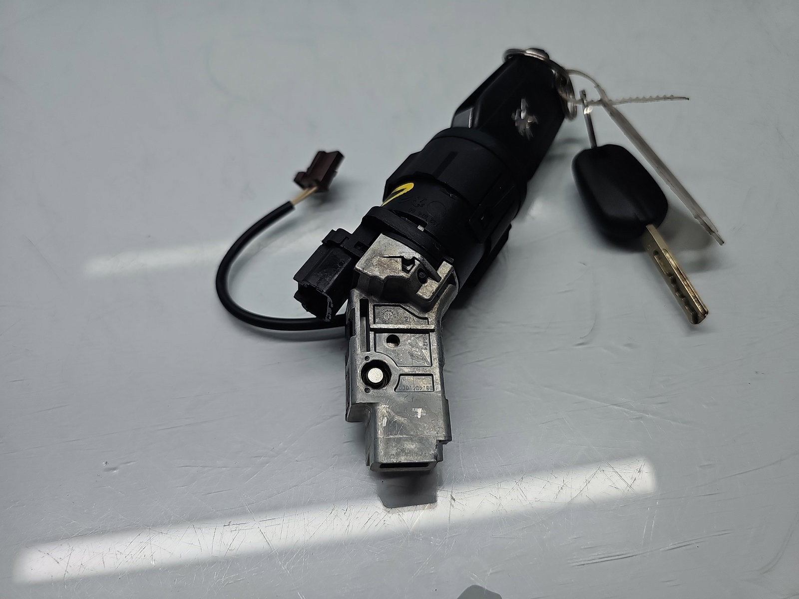 Contact cu cheie Citroen C5 (III) [Fabr 2008-2017] 9663123380 1.4 HDI DV4C 50KW / 68CP - imagine 3