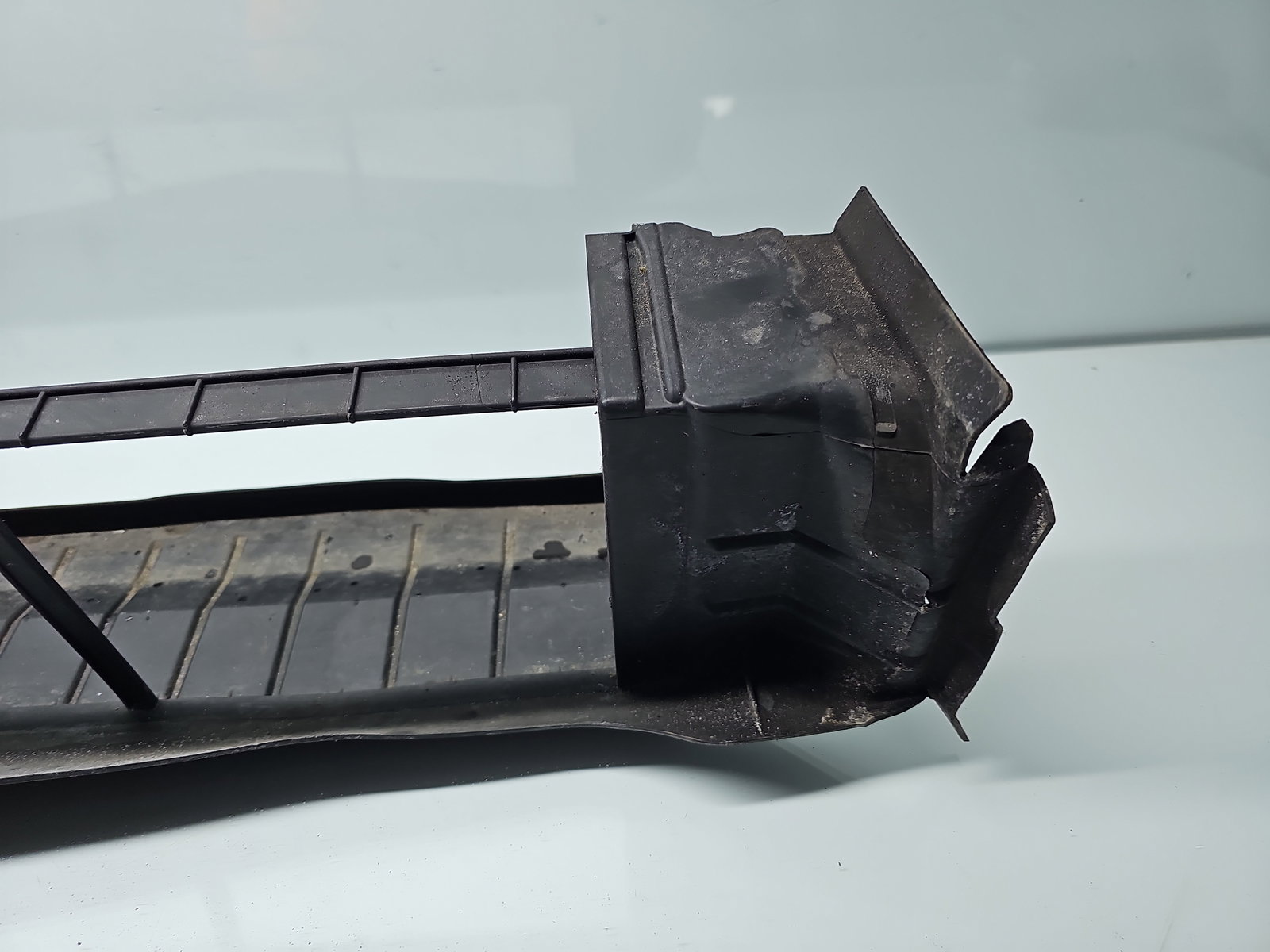 Deflector aer Mercedes Clasa A (W176) [Fabr 2012-2018] A2465051130 - imagine 3