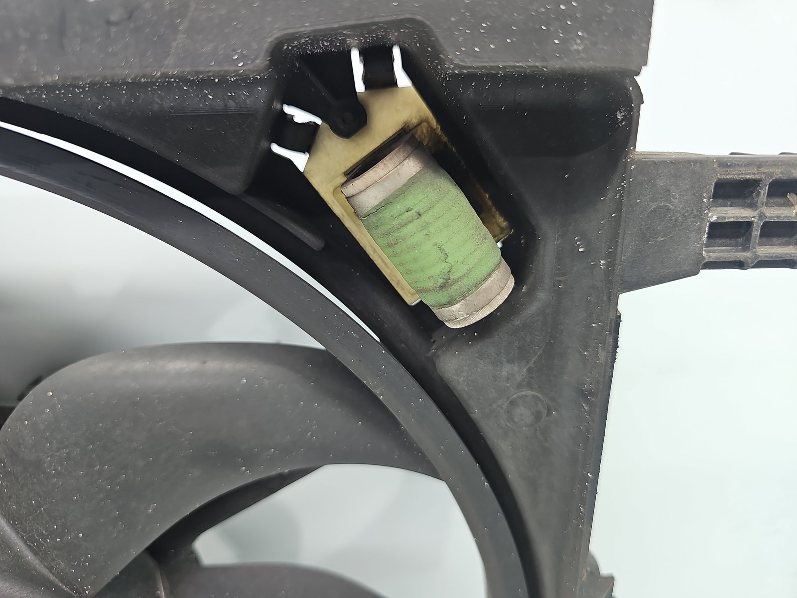 Electroventilator Opel Corsa D [Fabr 2006-2013] 13249564 1.4 Benz A14XER 74KW / 100CP - imagine 3