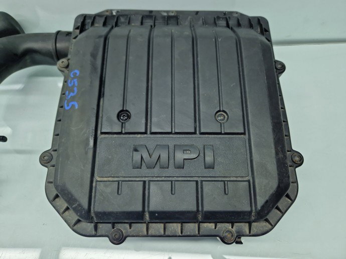 Carcasa filtru aer Volkswagen Polo (6R) [Fabr 2009-2016] 04C129611J 1.0 Benz CHYB 55KW / 75CP