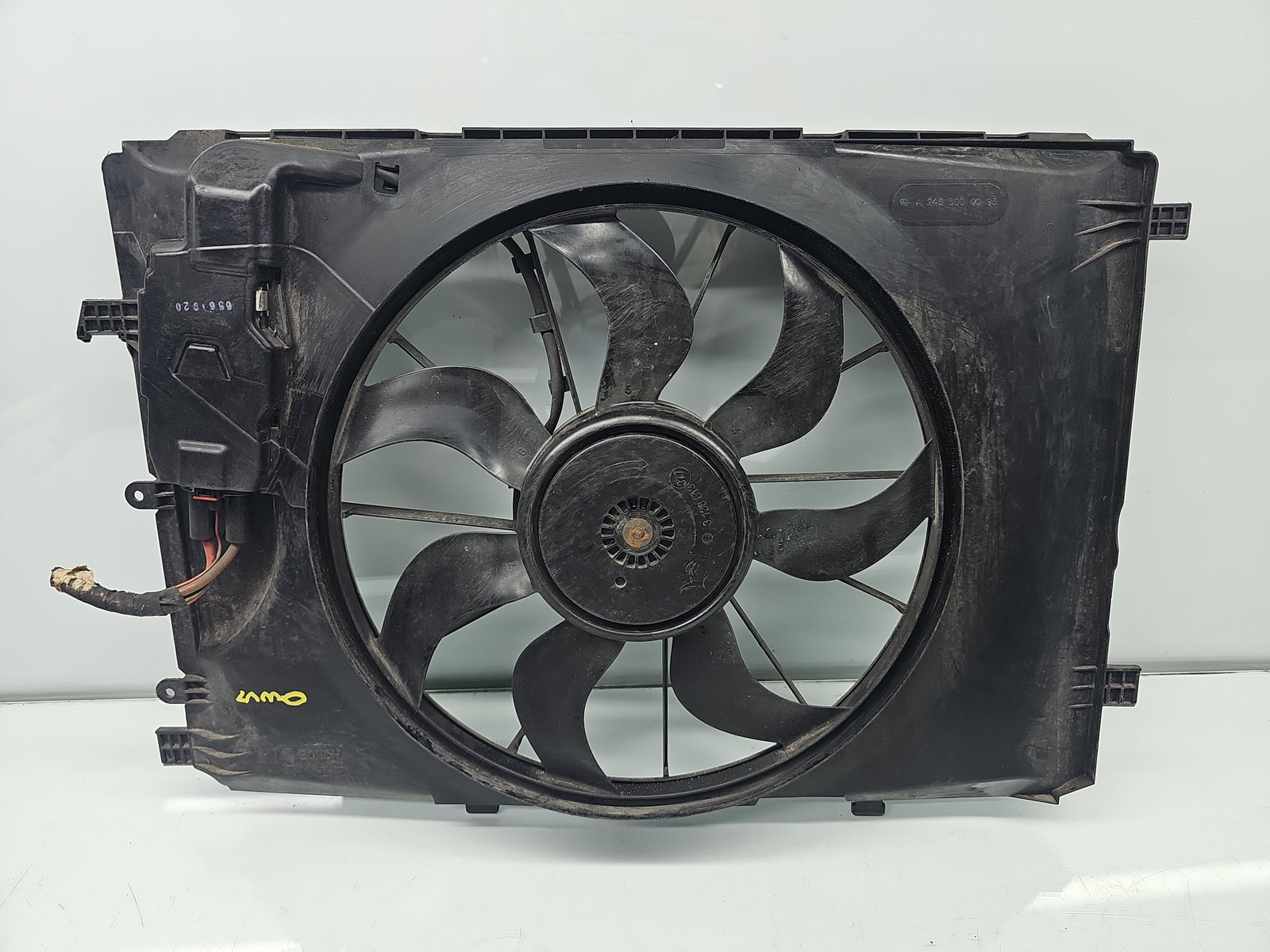 Electroventilator Mercedes Clasa A (W176) [Fabr 2012-2018] A2465000093 1.5 CDI 607951 80KW / 109CP - imagine 1