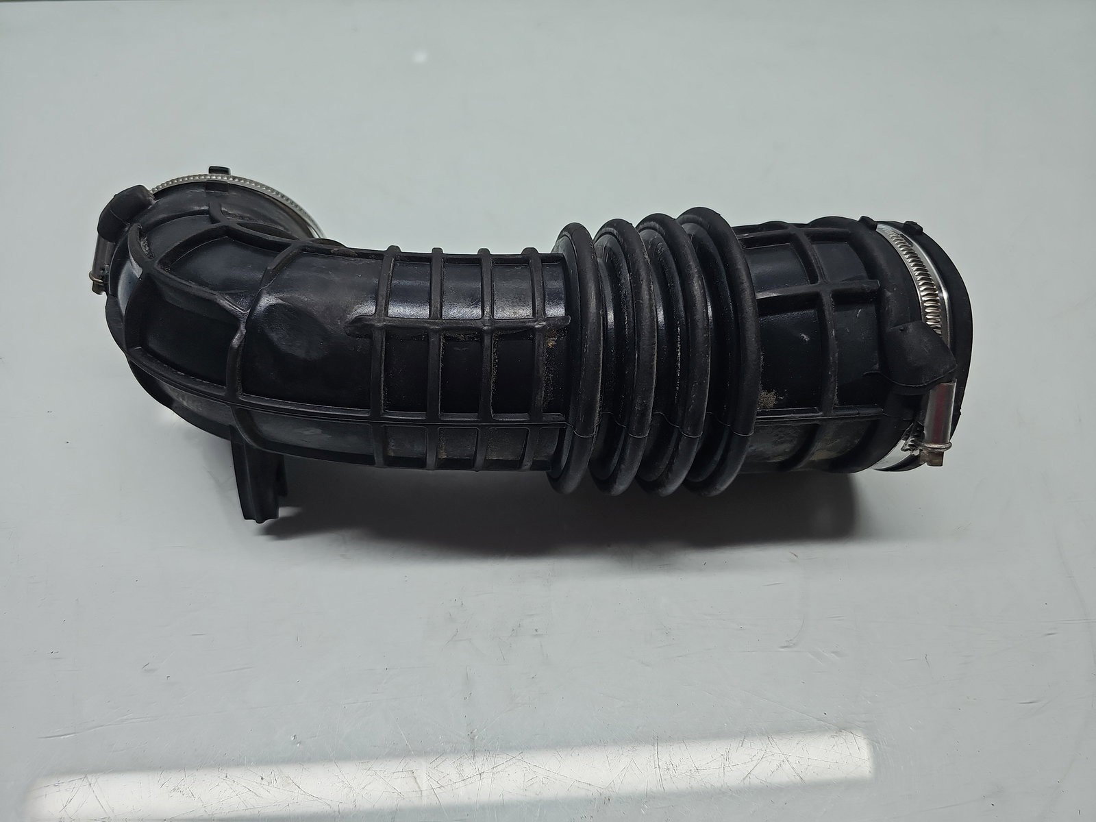 Tub admisie aer Mercedes Clasa B (W246) [Fabr 2011-2018] A6070900037 1.5 CDI 607951 80KW / 109CP - imagine 1