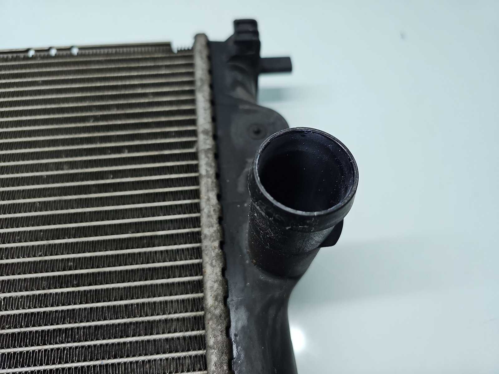 Radiator apa Volkswagen UP [Fabr 2011-2019] 1S0121253AA 1.0 Benz CHYB 55KW / 75CP - imagine 2