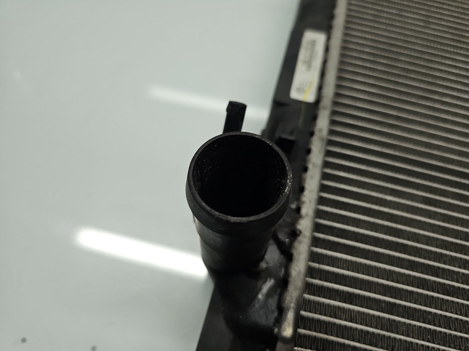 Radiator apa Volkswagen UP [Fabr 2011-2019] 1S0121253AA 1.0 Benz CHYB 55KW / 75CP - imagine 3