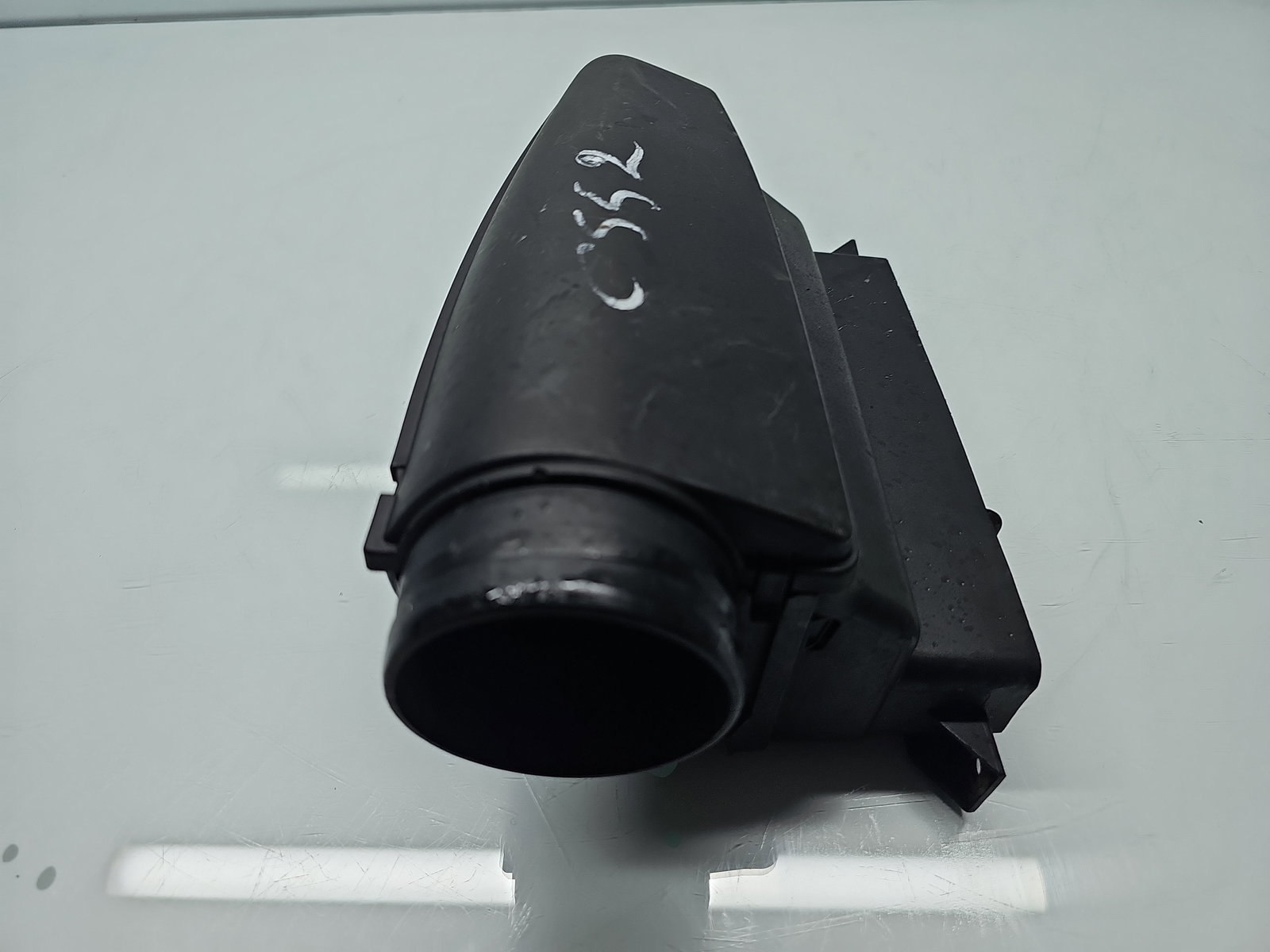 Deflector aer Skoda Superb II (3T5) [Fabr 2009-2015] Break Facelift 1K0805962E - imagine 2