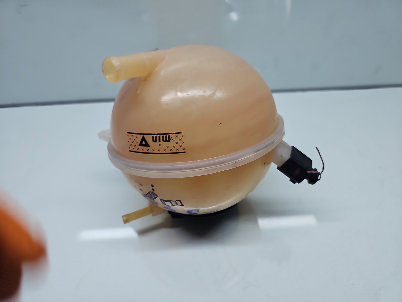 Vas expansiune Volkswagen Golf 7 (5G) [Fabr 2014-prezent] Hatchback 1K0121407A - imagine 2