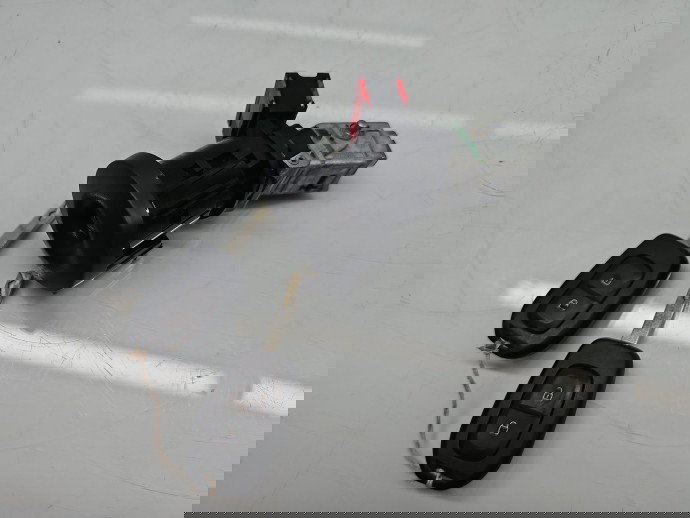 Contact cu cheie Dacia Sandero 2 [Fabr 2012-2020] 285910001R 1.5 dCi K9K656 80KW / 109CP