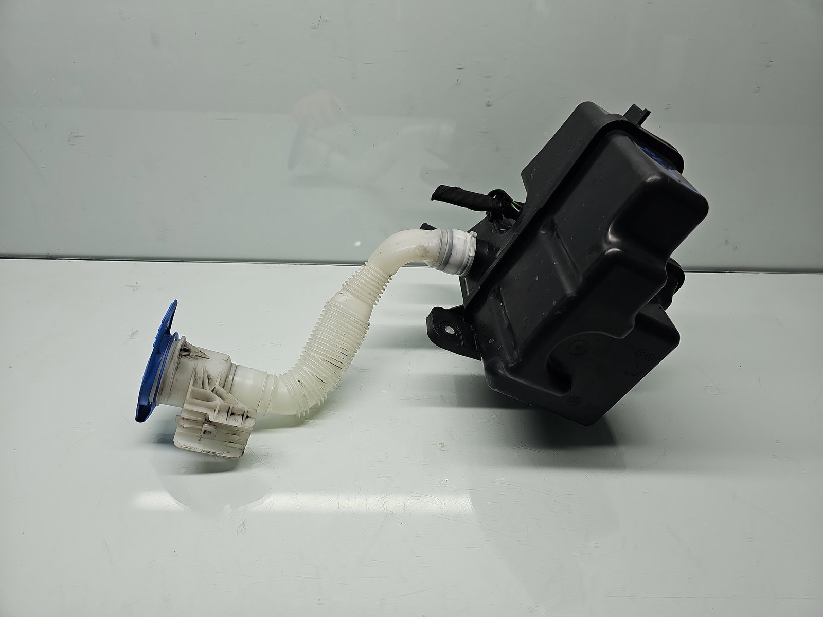 Vas lichid parbriz Skoda Octavia 2 (1Z3) [Fabr 2004-2013] 5G0955453J - imagine 3