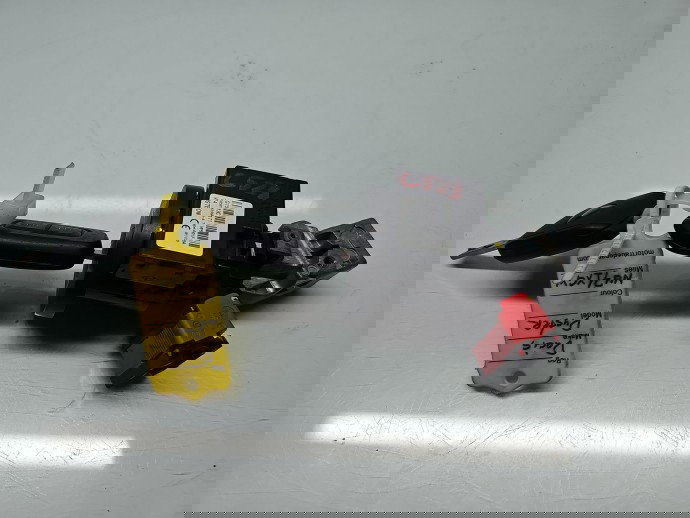 Contact cu cheie Dacia Lodgy [Fabr 2012-prezent] 285916556R 1.5 DCI K9K872 85KW / 115CP