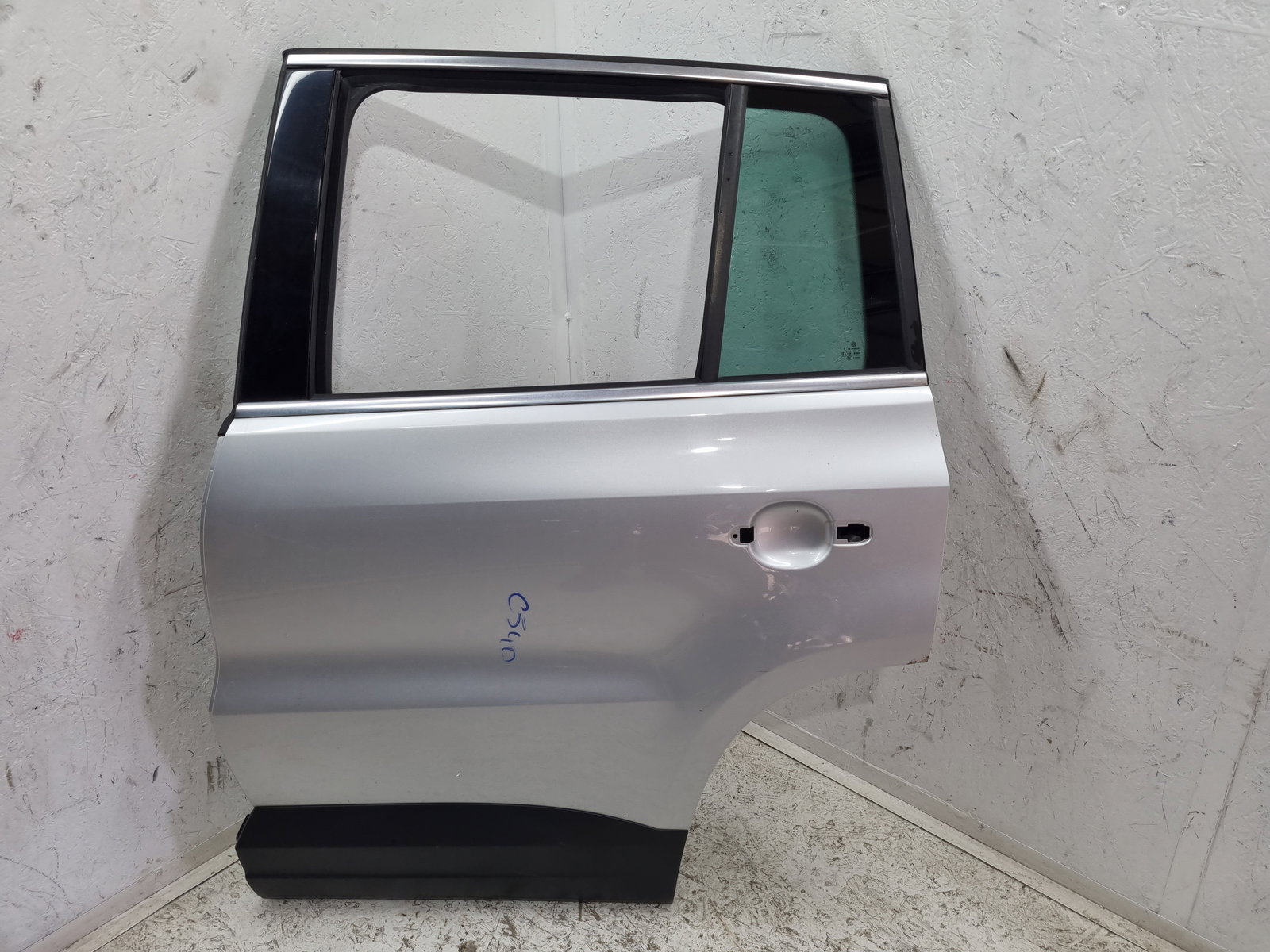 Usa stanga spate Volkswagen Tiguan (5N) [Fabr 2007-2016] SUV LA7W - imagine 1