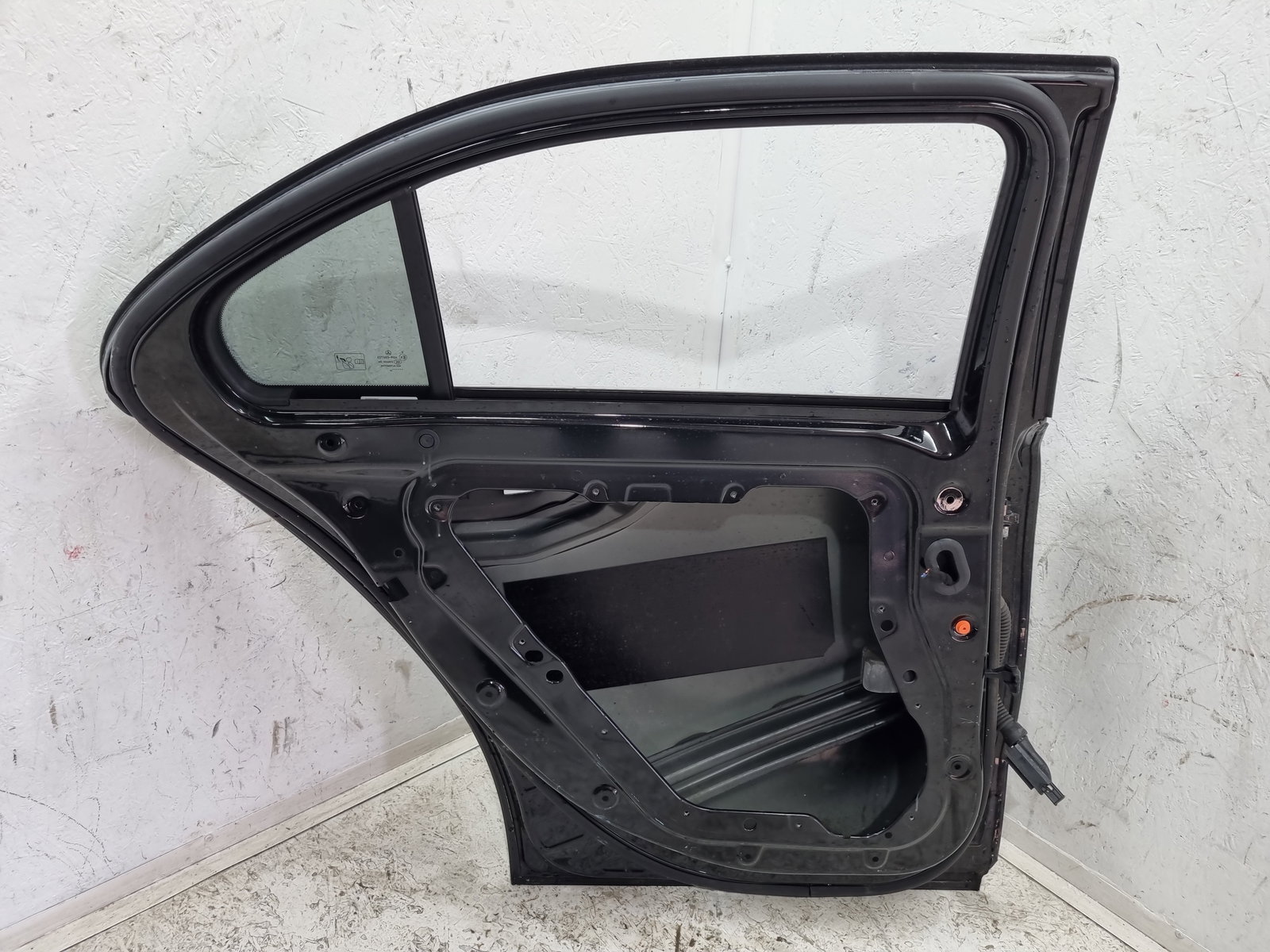 Usa stanga spate Mercedes Clasa A (W177) [Fabr 2019-2024] Berlina AMG 191U Negru Cosmos - imagine 8