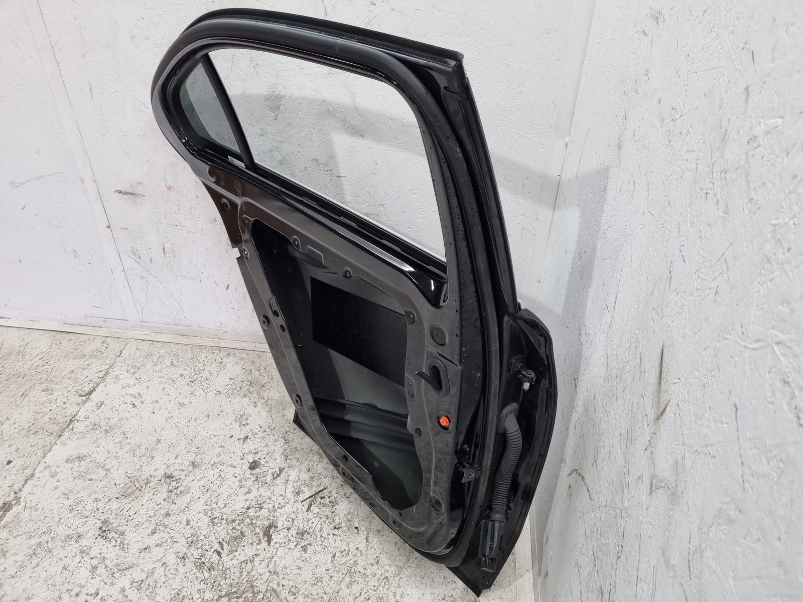 Usa stanga spate Mercedes Clasa A (W177) [Fabr 2019-2024] Berlina AMG 191U Negru Cosmos - imagine 9