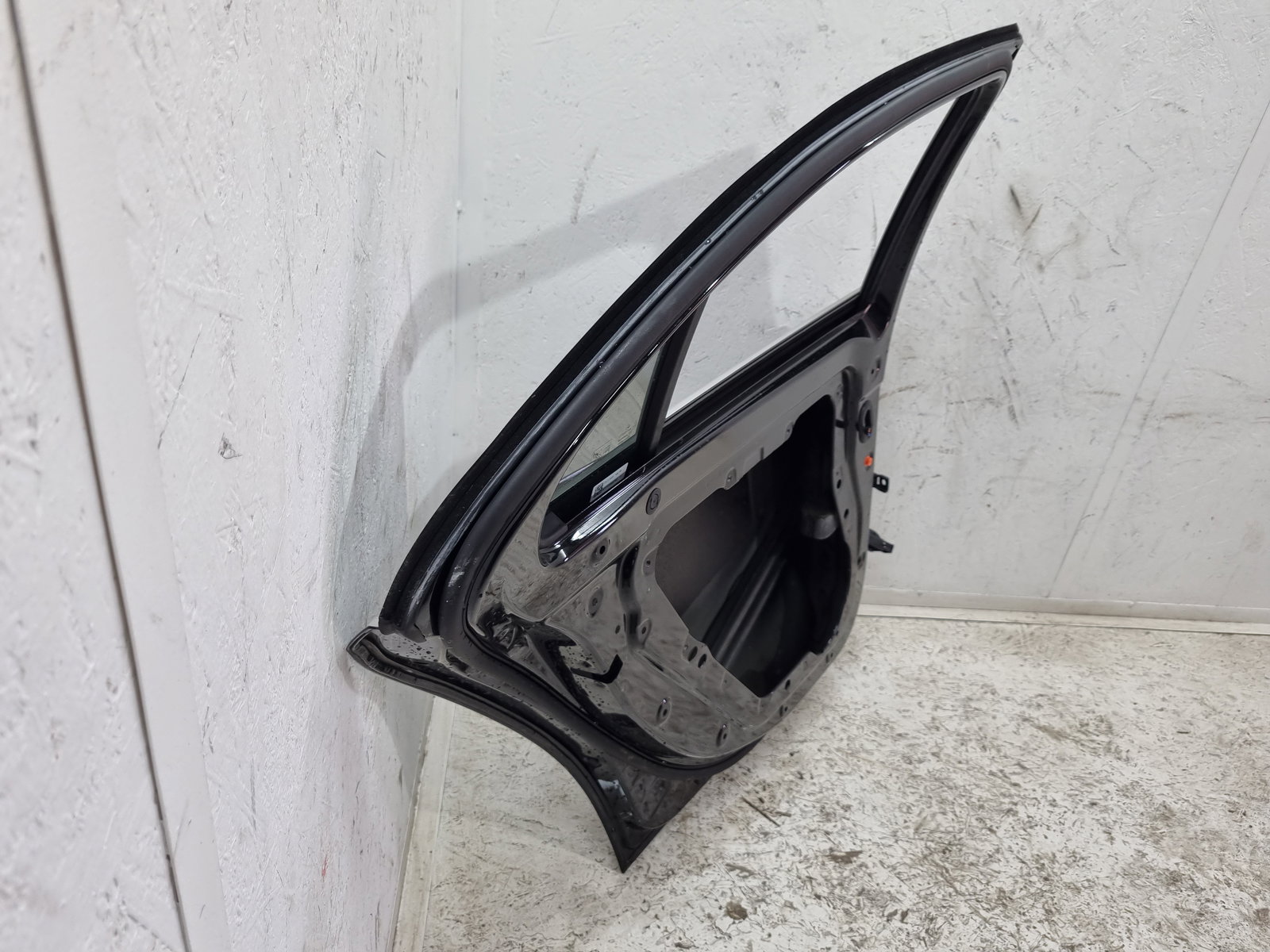 Usa stanga spate Mercedes Clasa A (W177) [Fabr 2019-2024] Berlina AMG 191U Negru Cosmos - imagine 10