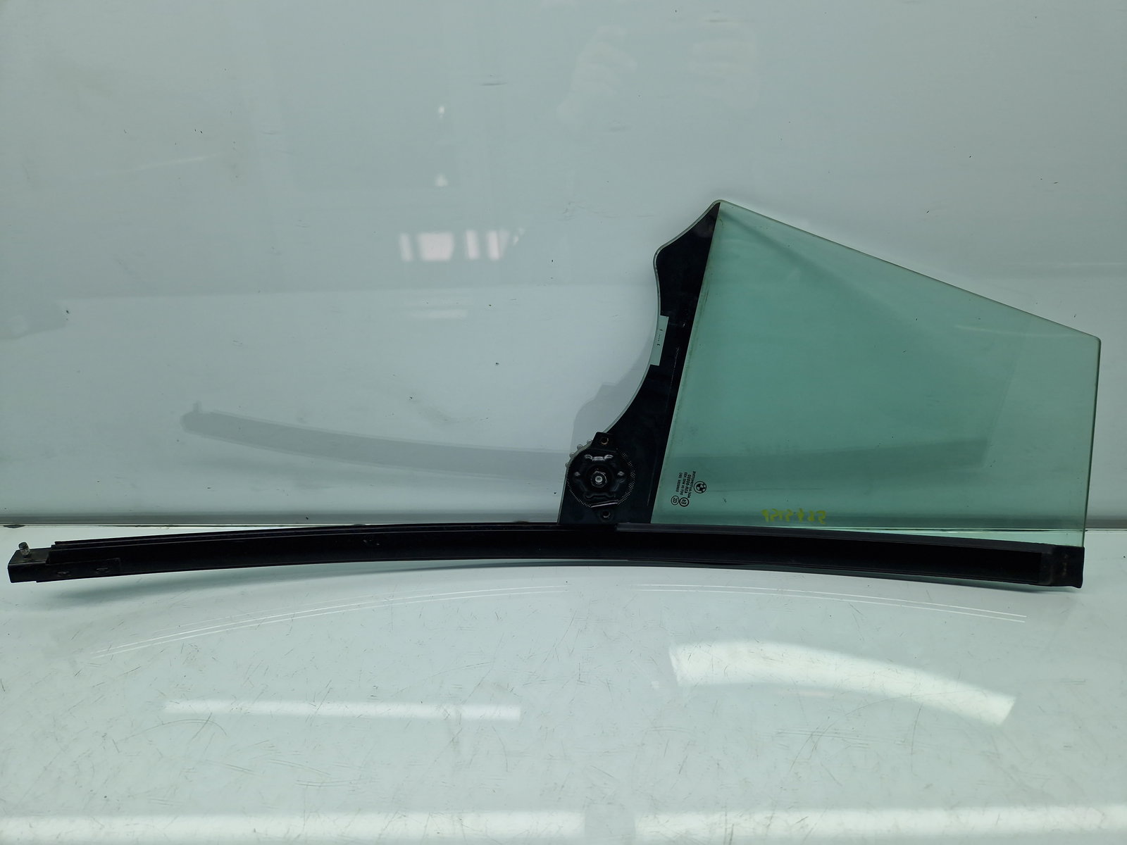 Geam fix usa stanga spate Bmw 5 GT (F07) [Fabr 2011-2016] Hatchback OEM - imagine 3