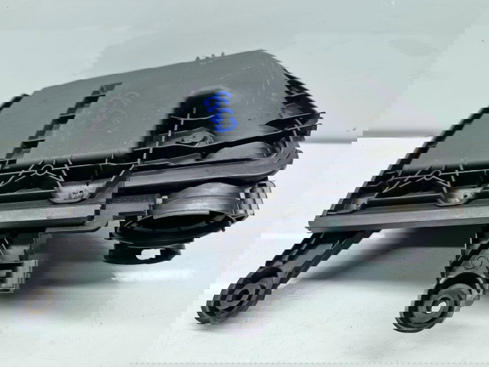 Carcasa filtru aer PEUGEOT 308 (II) [Fabr 2013-2020] 9673061080 1.6 HDi 9HP 68KW / 92CP