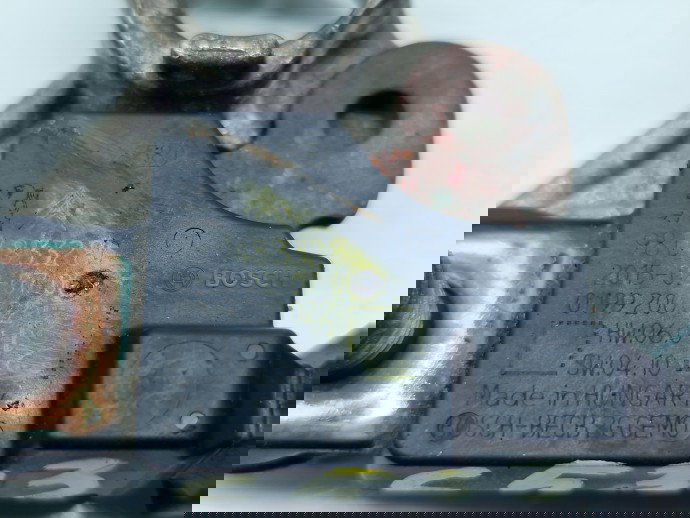 Borna baterie (-) PEUGEOT 308 (II) [Fabr 2013-2020] 9804833280