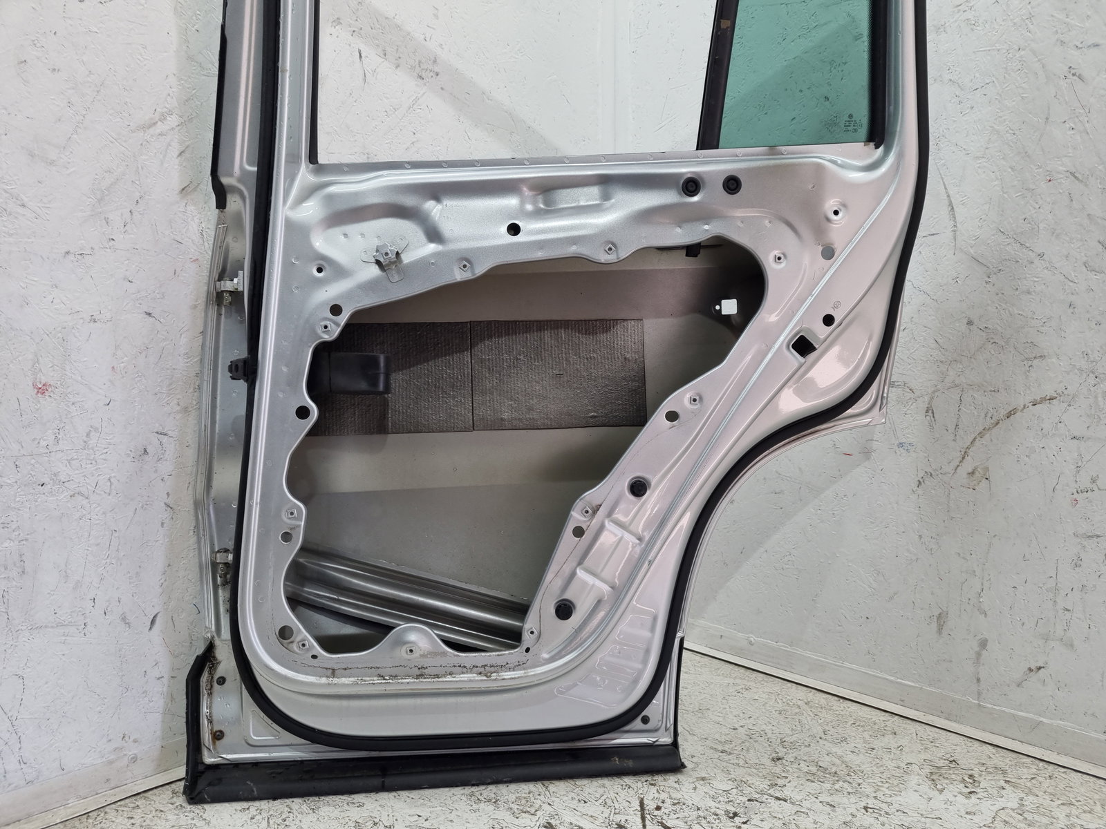 Usa dreapta spate Volkswagen Tiguan (5N) [Fabr 2007-2016] SUV LA7W - imagine 2