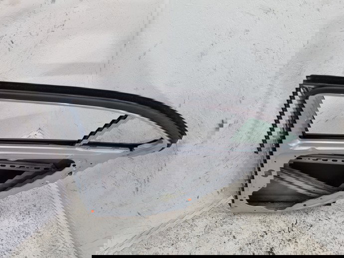 Usa dreapta spate Mercedes Clasa C (W204) [Fabr 2007-2014] Berlina Facelift, AMG 988U Argintiu Diamat