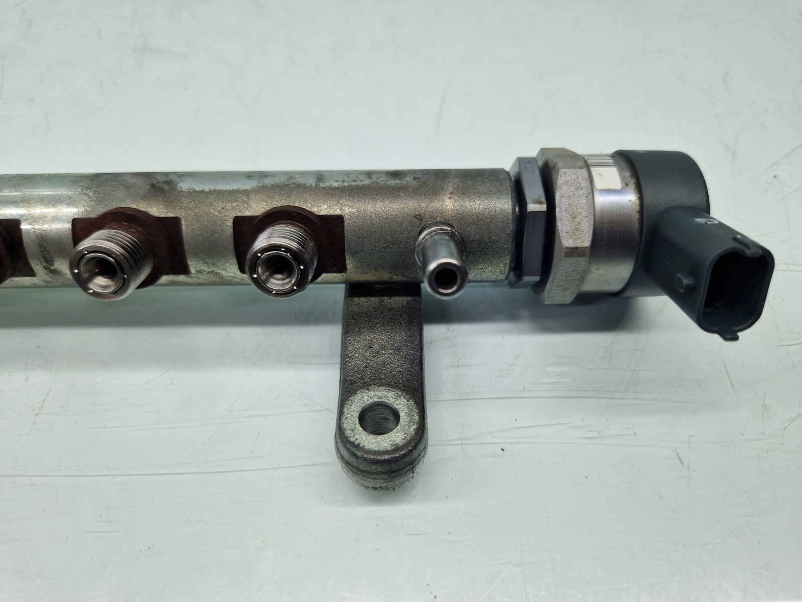 Rampa injectoare Jaguar XF (X250) [Fabr 2008-2015] Facelift 9670890580 2.2 QJBA 147KW / 200CP - imagine 3