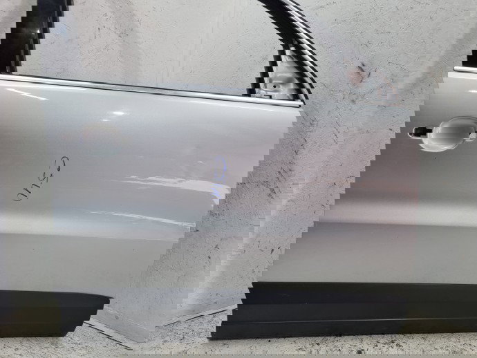 Usa dreapta fata Volkswagen Tiguan (5N) [Fabr 2007-2016] SUV LA7W